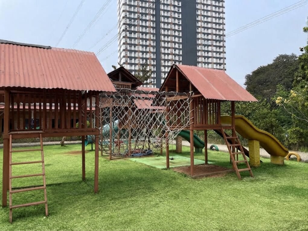 Playground KB-TK Sekolah Tanah TIngal Playground KB-TK Sekolah Tanah TIngal
