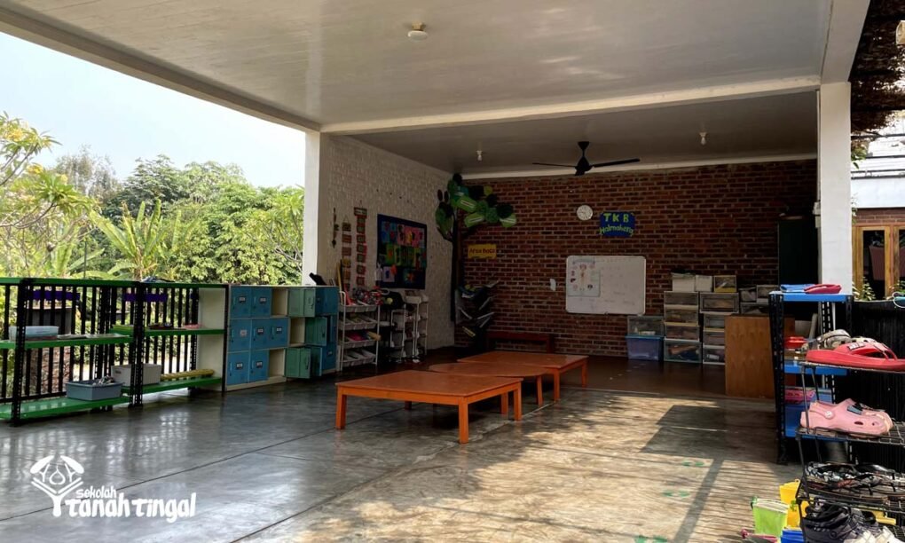 TK-B