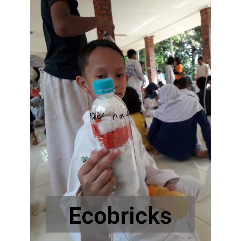 You are currently viewing Ecobricks