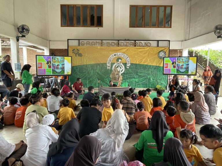 Read more about the article Family Gathering Sekolah Tanah Tingal: Wadah Mengenal, Berinteraksi, dan Menghidupi Value Sekolah
